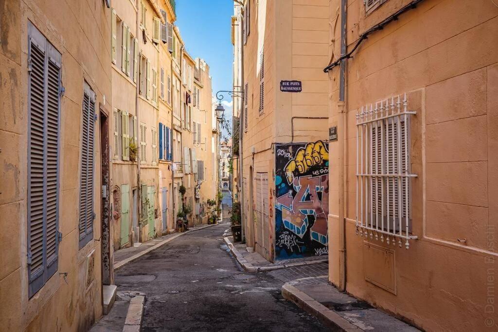 Appartement 5*, Climatise, Avec Terrasse Au Quartier Le Panier Marseille Luaran gambar