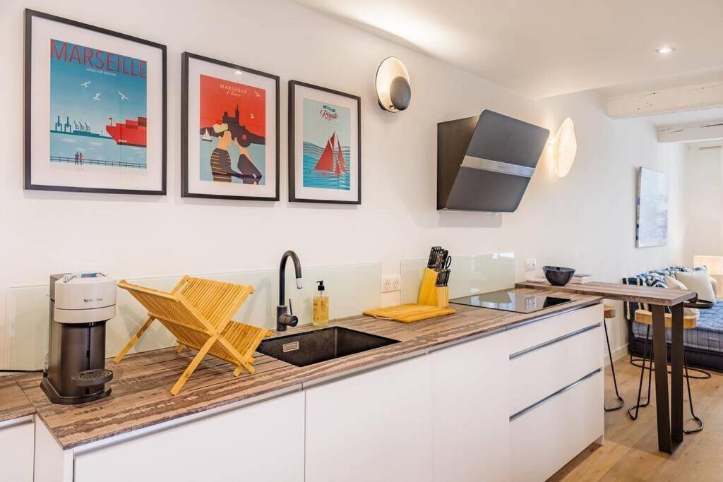 Appartement 5*, Climatise, Avec Terrasse Au Quartier Le Panier Marseille Luaran gambar